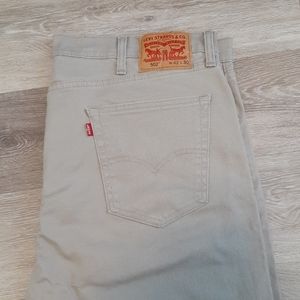 Levi 502 Jeans